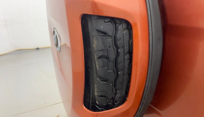 2017 Mahindra TUV300 T8 AMT, Diesel, Automatic, 1,02,809 km, Spare Tyre