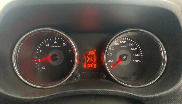 2017 Mahindra TUV300 T8 AMT, Diesel, Automatic, 1,02,809 km, Odometer Image