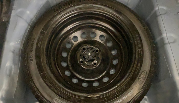 2019 Tata NEXON XM PETROL, Petrol, Manual, 54,205 km, Spare Tyre