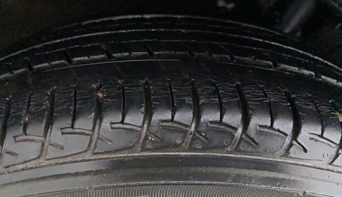 2018 Maruti Baleno DELTA PETROL 1.2, Petrol, Manual, 19,693 km, Right Rear Tyre Tread
