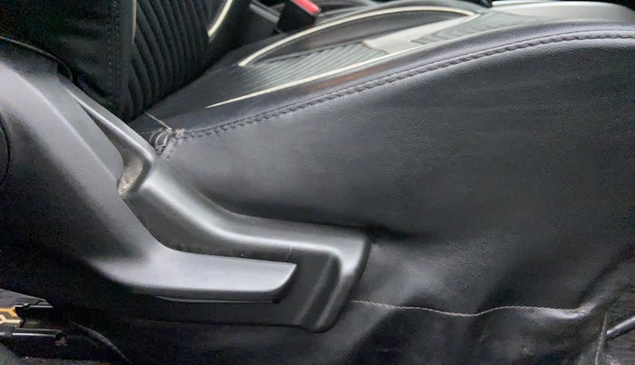 2018 Maruti Baleno DELTA PETROL 1.2, Petrol, Manual, 19,693 km, Driver Side Adjustment Panel