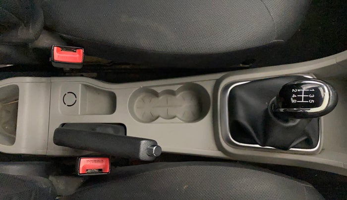 2017 Tata Tiago XZ PETROL, Petrol, Manual, 49,870 km, Gear Lever