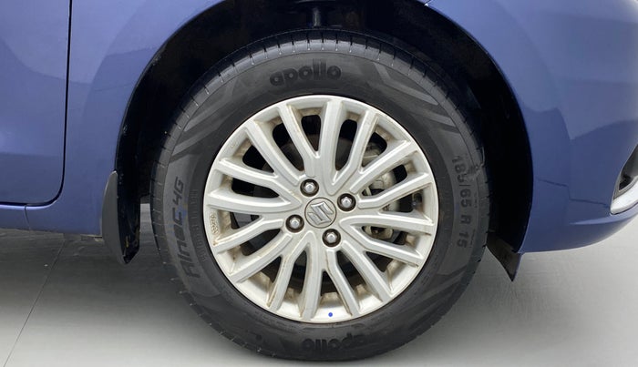 2022 Maruti Dzire ZXI CNG, CNG, Manual, 24,022 km, Right Front Wheel