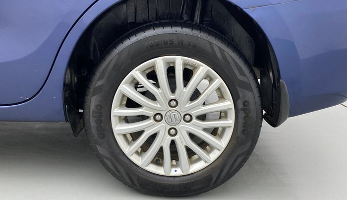 2022 Maruti Dzire ZXI CNG, CNG, Manual, 24,022 km, Left Rear Wheel