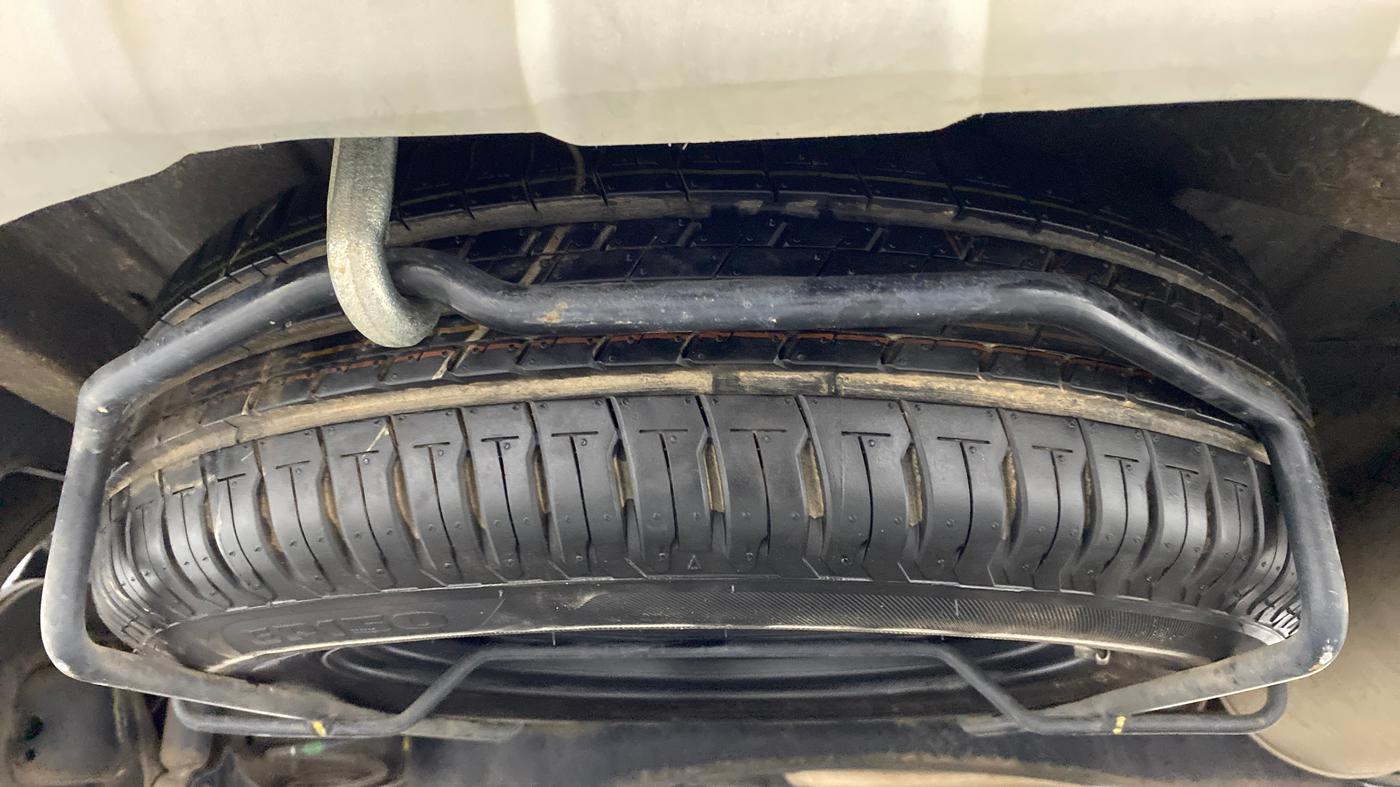 2021 Maruti XL6 ZETA AT, Petrol, Automatic, 25,488 km, Spare Tyre