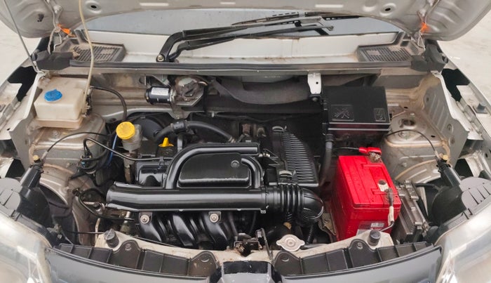 2018 Renault Kwid RXT 1.0 AMT, Petrol, Automatic, 34,519 km, Engine View