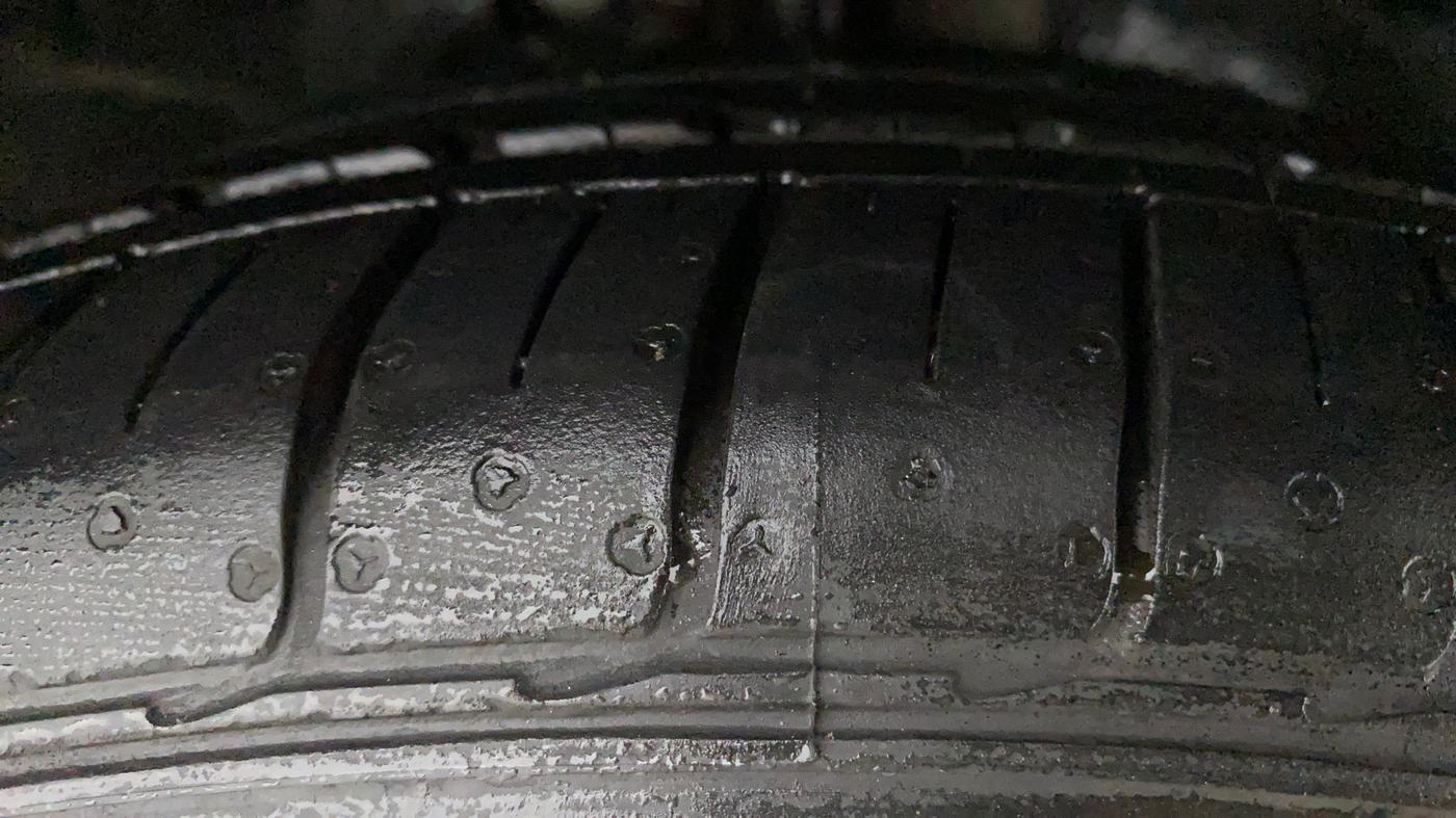 2019 Ford FREESTYLE TITANIUM 1.2 PETROL, Petrol, Manual, 29,760 km, Right Front Tyre Tread