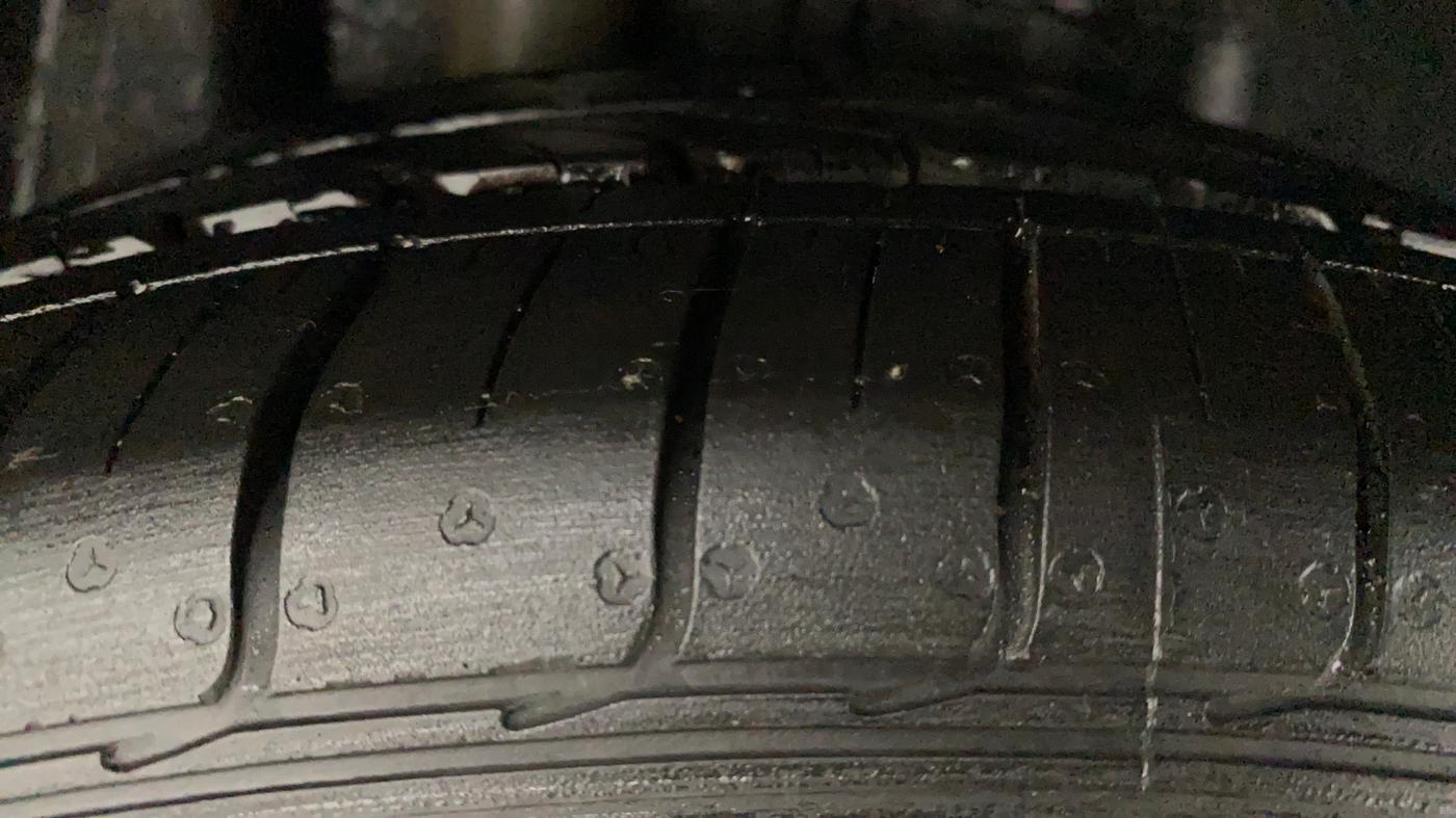2019 Ford FREESTYLE TITANIUM 1.2 PETROL, Petrol, Manual, 29,760 km, Right Rear Tyre Tread
