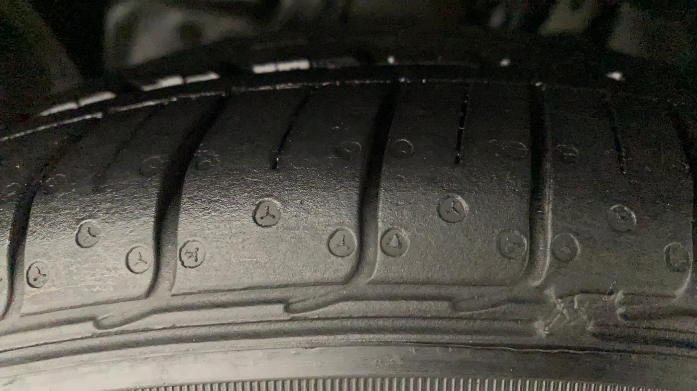 2019 Ford FREESTYLE TITANIUM 1.2 PETROL, Petrol, Manual, 29,760 km, Left Front Tyre Tread