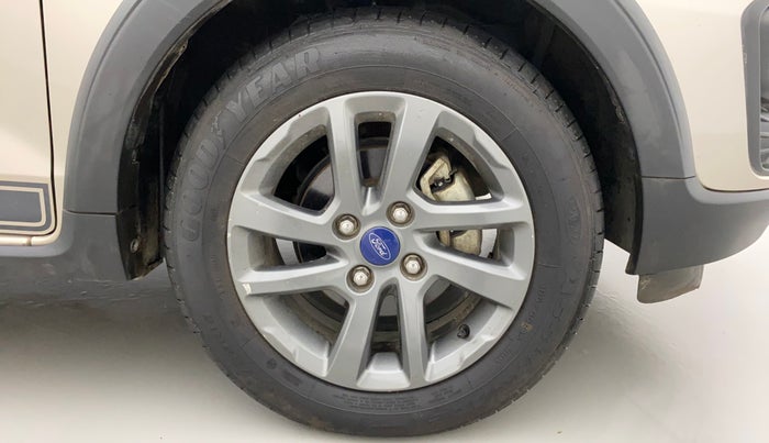 2019 Ford FREESTYLE TITANIUM 1.2 PETROL, Petrol, Manual, 29,760 km, Right Front Wheel