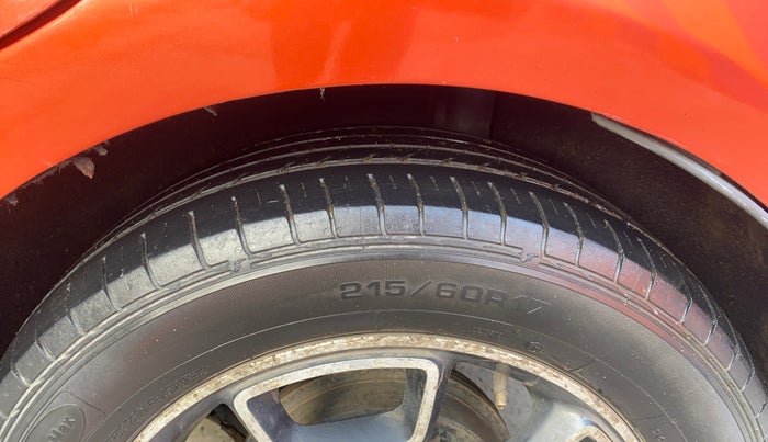 2017 Ford Ecosport TITANIUM 1.5L DIESEL, Diesel, Manual, 96,983 km, Left Rear Tyre Tread