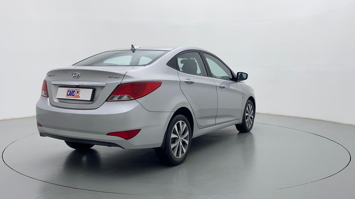 2017 Hyundai Verna FLUIDIC 1.6 SX VTVT, Petrol, Manual, 43,152 km, Right Back Diagonal