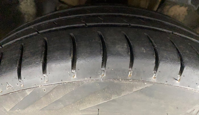 2018 Tata TIGOR XM REVOTORQ, Diesel, Manual, 96,683 km, Right Front Tyre Tread