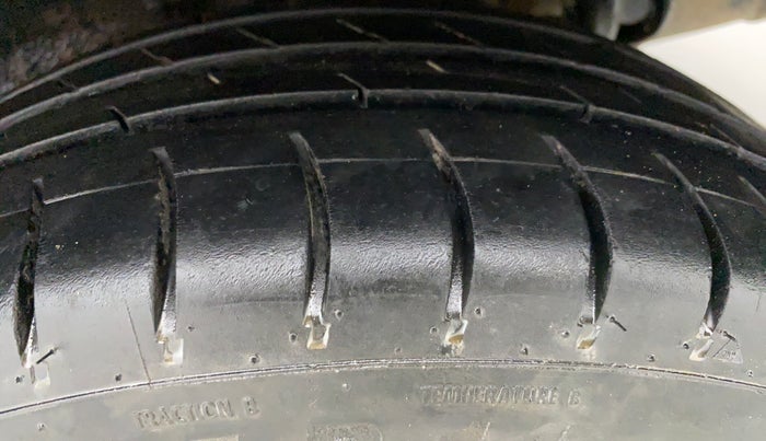 2018 Tata TIGOR XM REVOTORQ, Diesel, Manual, 96,683 km, Left Rear Tyre Tread