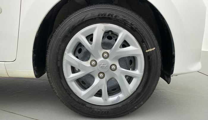 2017 Hyundai Grand i10 MAGNA 1.2 KAPPA VTVT, Petrol, Manual, 42,874 km, Right Front Wheel