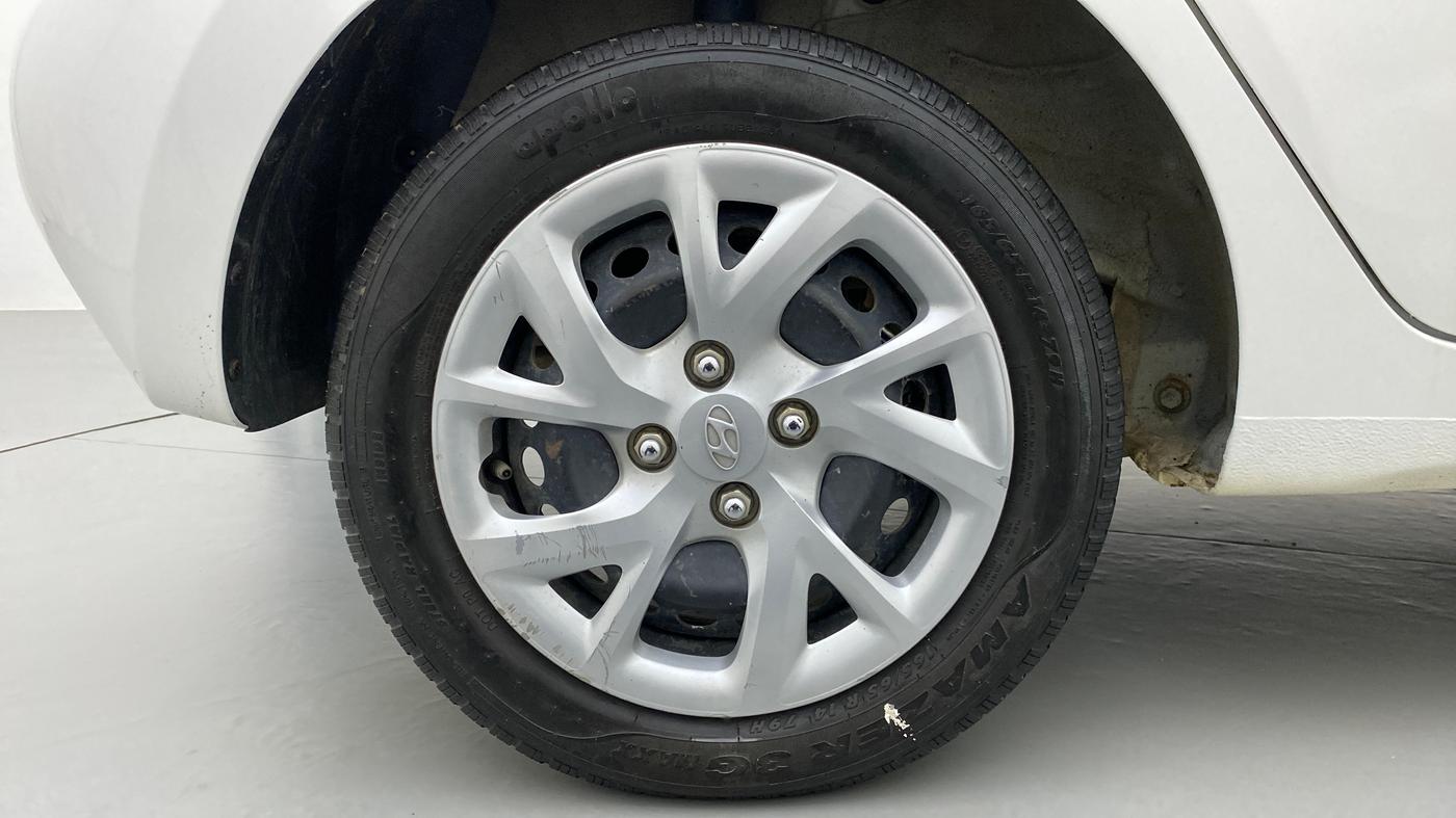 2017 Hyundai Grand i10 MAGNA 1.2 KAPPA VTVT, Petrol, Manual, 42,874 km, Right Rear Wheel