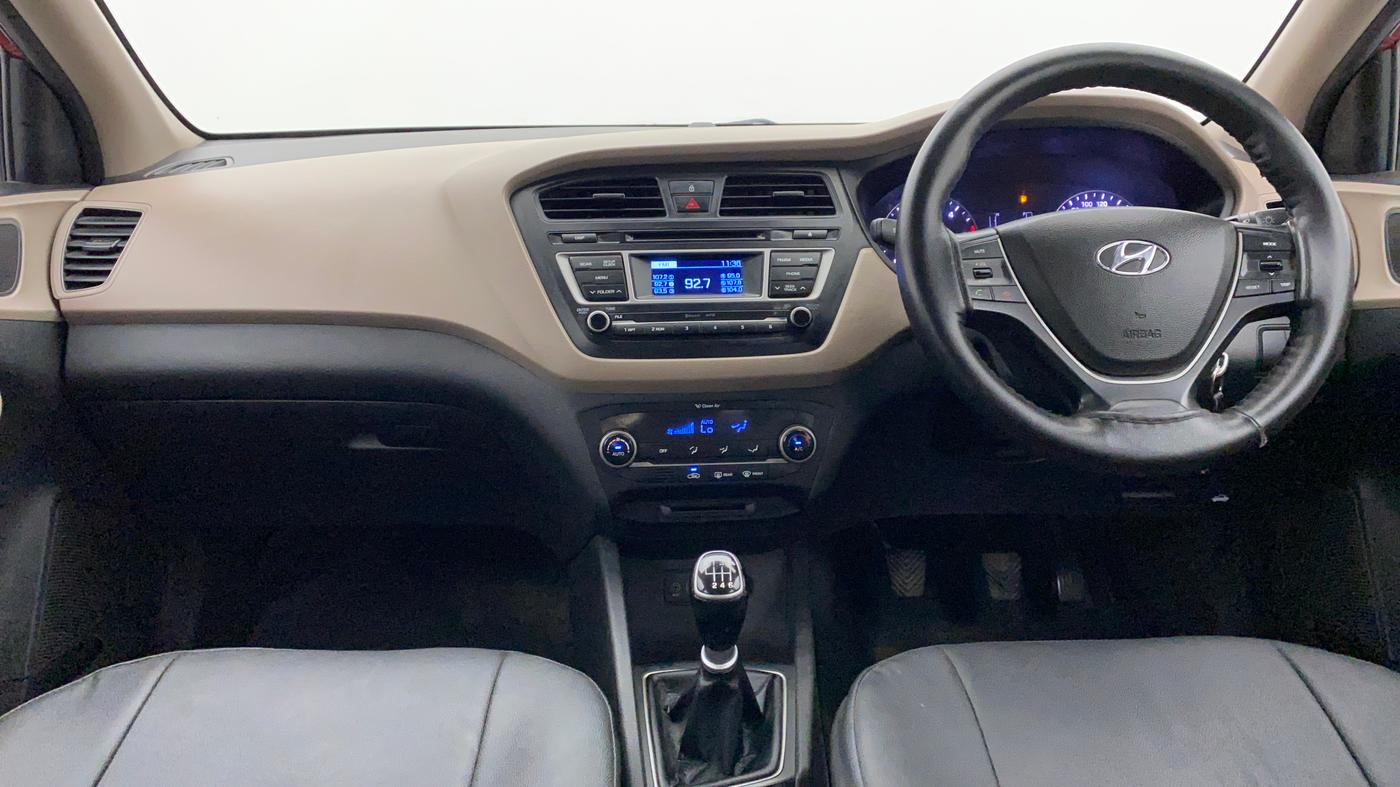 2014 Hyundai Elite i20 SPORTZ 1.4, Diesel, Manual, 82,162 km, Dashboard