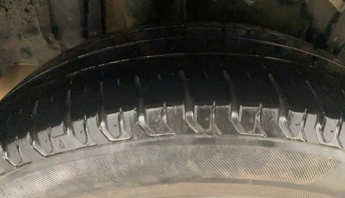 2021 Maruti XL6 ALPHA AT, Petrol, Automatic, 55,022 km, Right Rear Tyre Tread