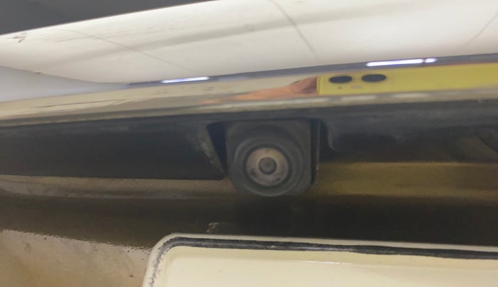 2021 Maruti XL6 ALPHA AT, Petrol, Automatic, 55,022 km, Parking Camera