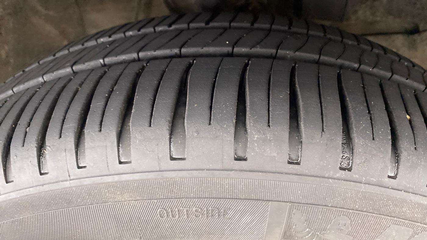 2016 Honda City VX (O) PETROL, Petrol, Manual, 52,882 km, Right Front Tyre Tread