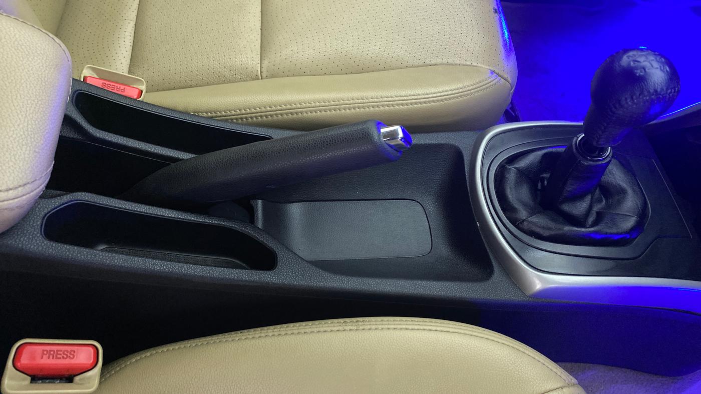 2016 Honda City VX (O) PETROL, Petrol, Manual, 52,882 km, Gear Lever