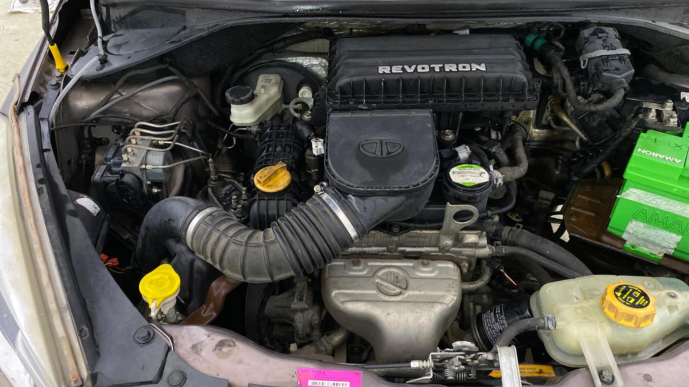 2017 Tata Tiago XZ PETROL, Petrol, Manual, 60,691 km, Engine View - Right