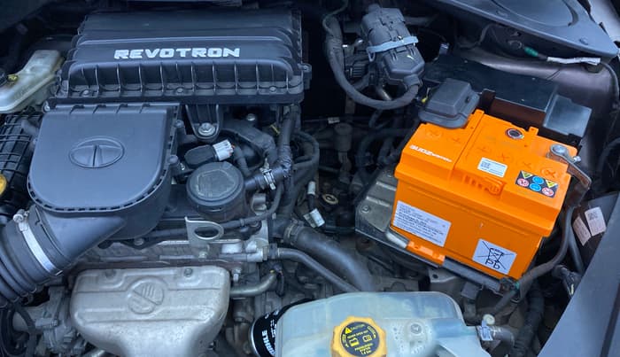 2018 Tata Tiago XZ PETROL, Petrol, Manual, 39,749 km, Engine View - Left