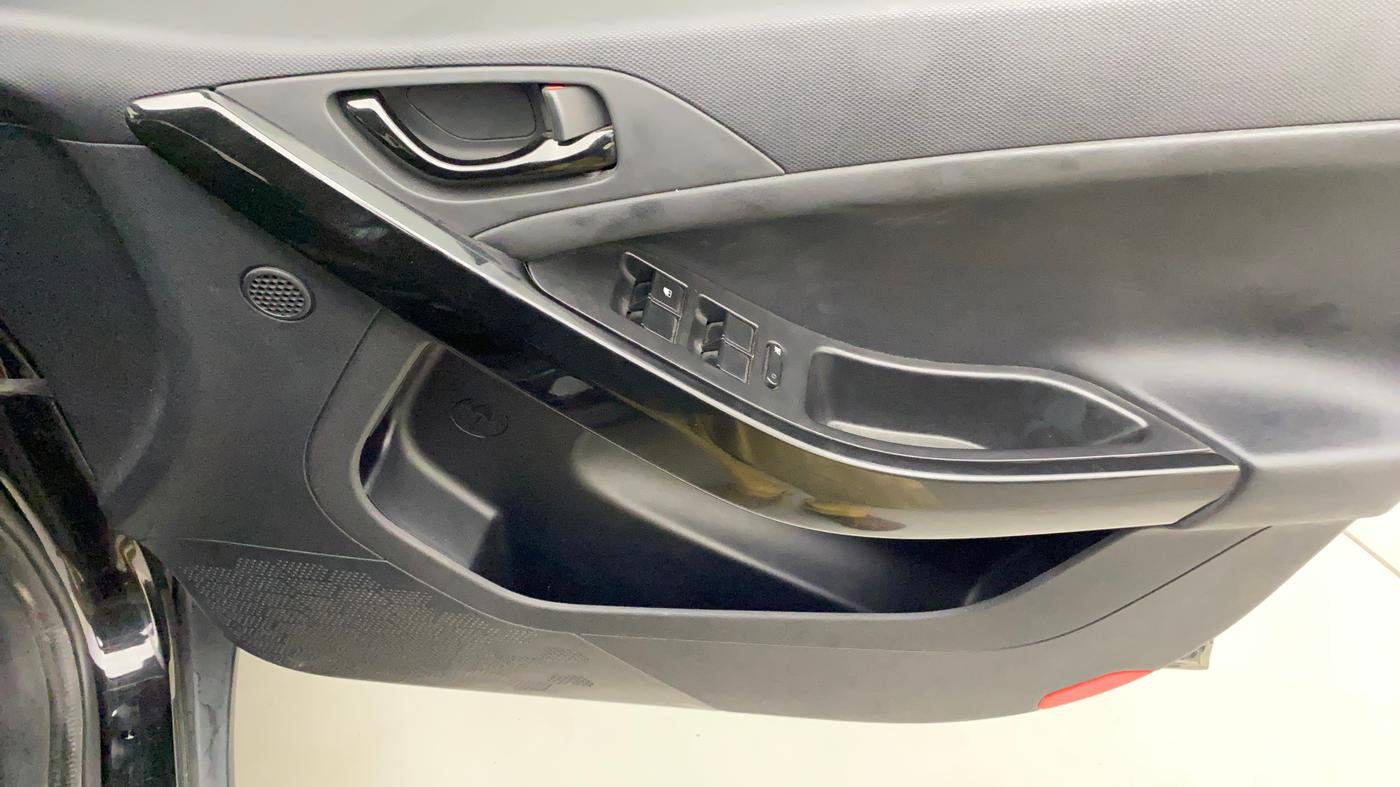 2022 Tata NEXON XZ PLUS (HS) PETROL DARK EDITION, Petrol, Manual, 24,088 km, Driver Side Door Panels Control