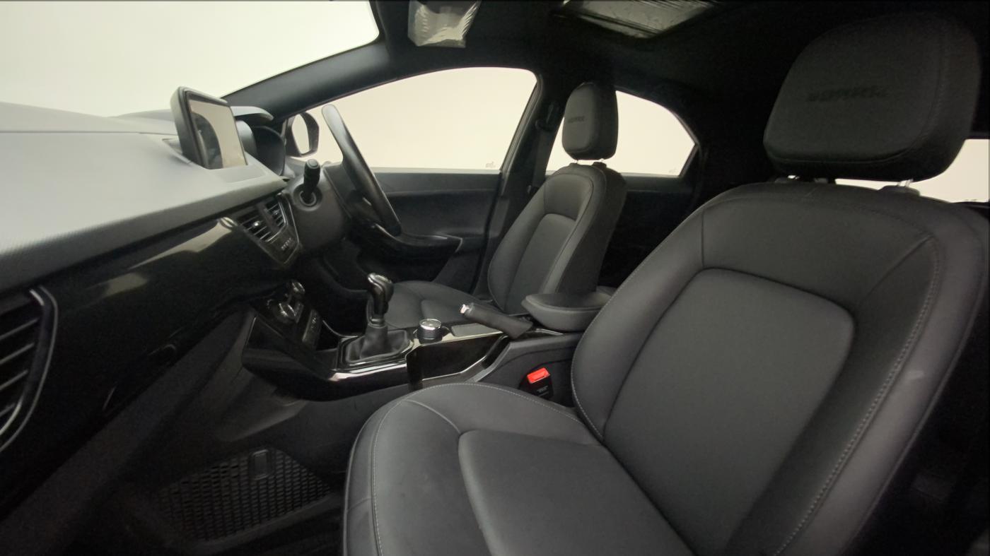 2022 Tata NEXON XZ PLUS (HS) PETROL DARK EDITION, Petrol, Manual, 24,088 km, Right Side Front Door Cabin
