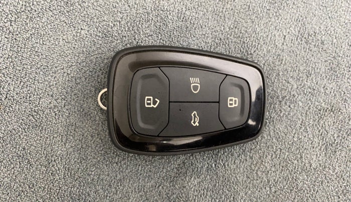 2022 Tata NEXON XZ PLUS (HS) PETROL DARK EDITION, Petrol, Manual, 24,088 km, Key Close Up