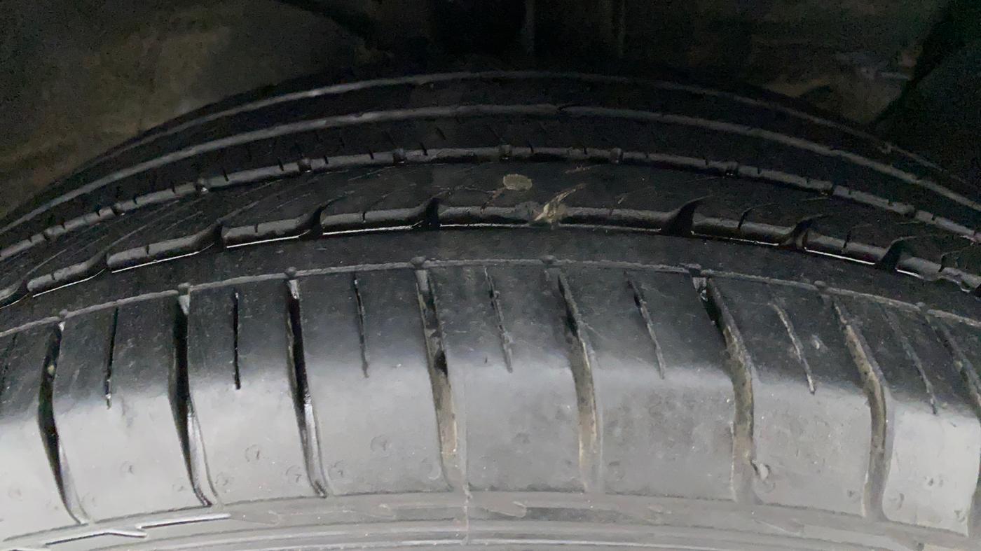 2018 Hyundai Creta 1.4 E PLUS CRDI, Diesel, Manual, 32,674 km, Right Front Tyre Tread