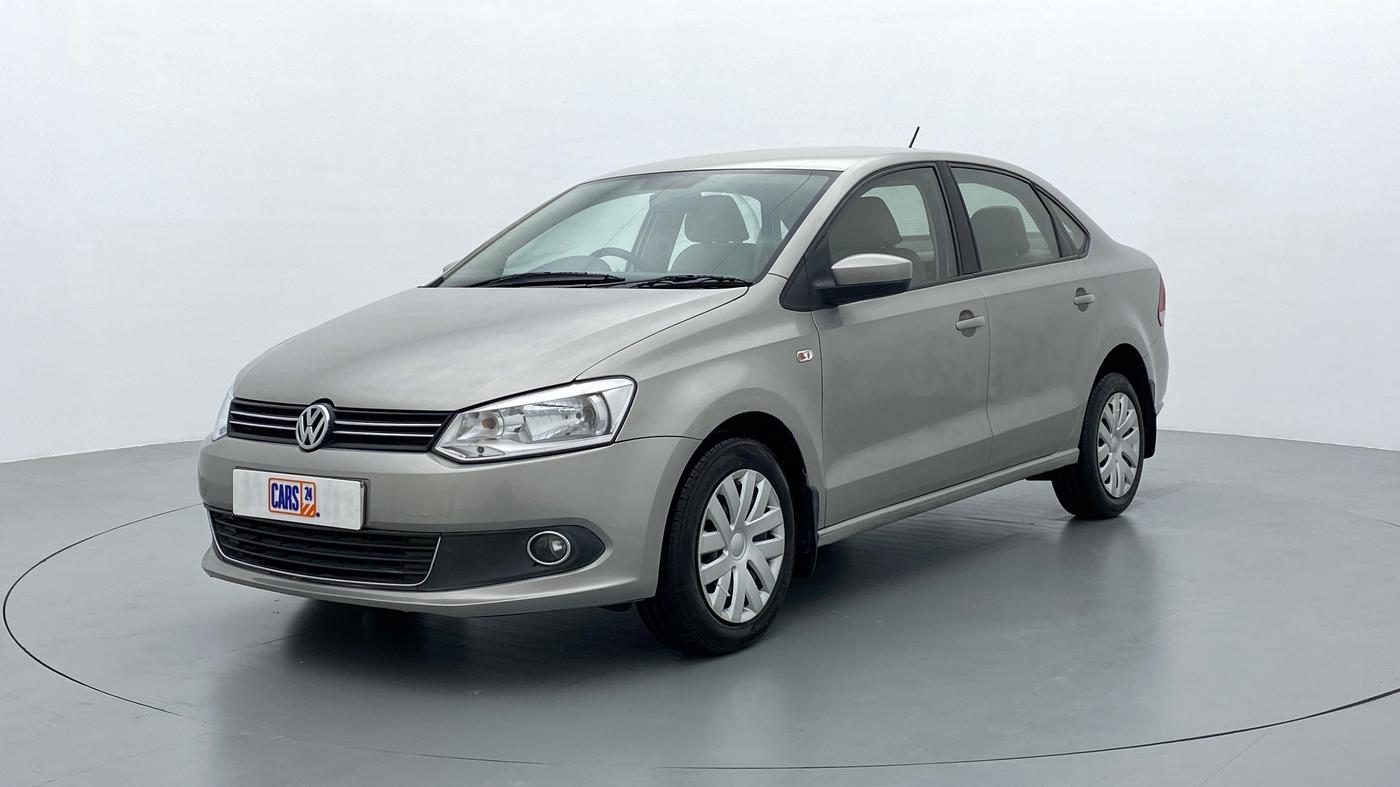 2014 Volkswagen Vento COMFORTLINE PETROL, Petrol, Manual, 77,401 km, Left Front Diagonal (45- Degree) View