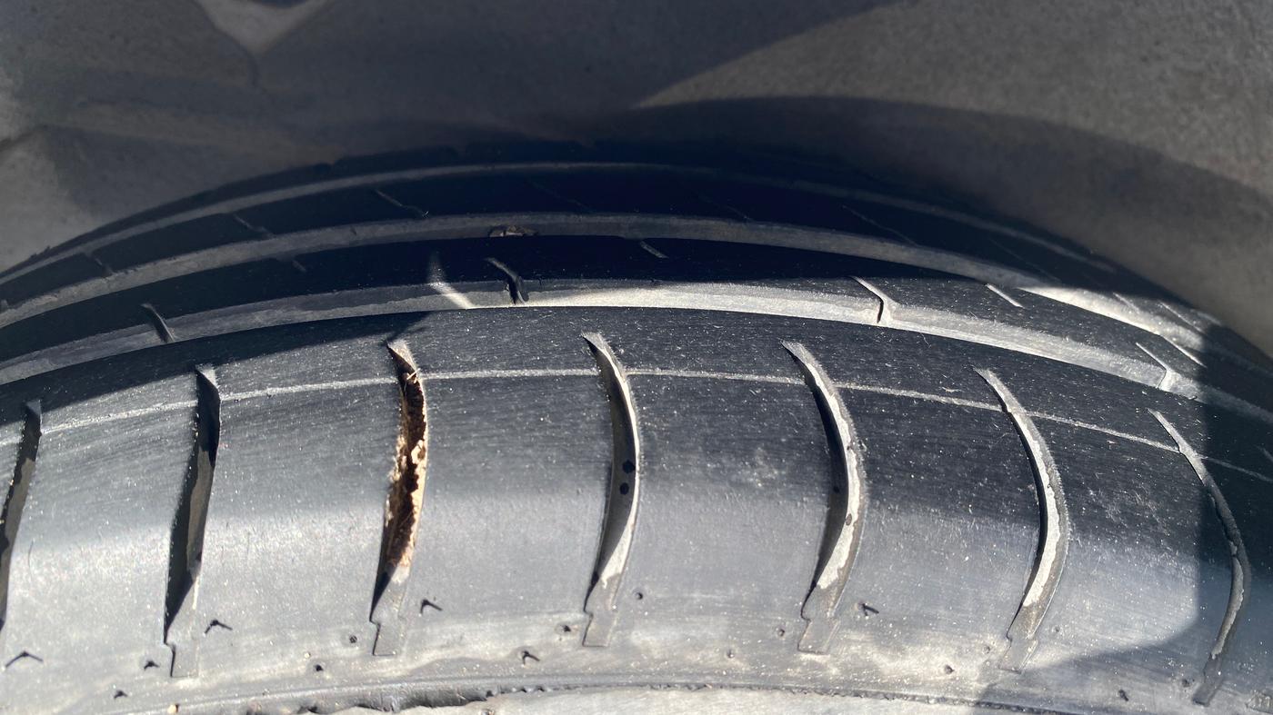 2013 Hyundai i10 MAGNA 1.1, Petrol, Manual, 60,698 km, Right Rear Tyre Tread