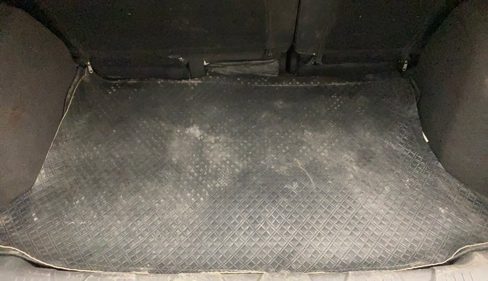 2017 Ford Ecosport TITANIUM 1.5L DIESEL, Diesel, Manual, 1,42,954 km, Boot Inside