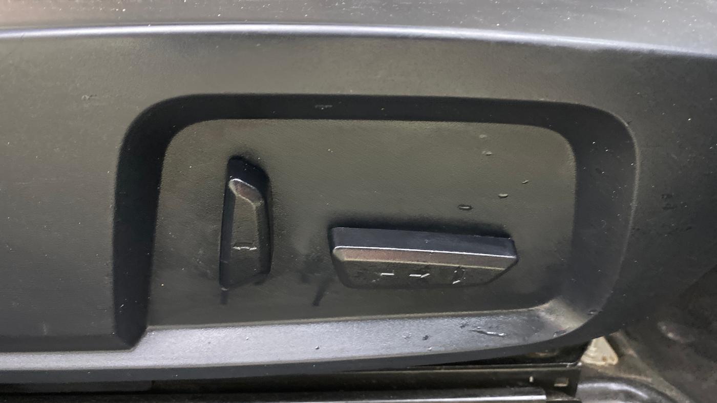 2021 Tata Safari XZ PLUS, Diesel, Manual, 67,578 km, Driver Side Adjustment Panel