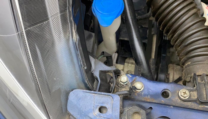 2016 Maruti Baleno ALPHA PETROL 1.2, Petrol, Manual, 21,461 km, Right headlight - Clamp has minor damage
