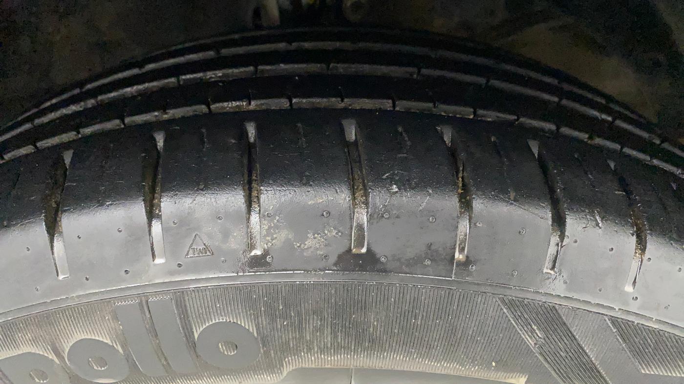 2016 Maruti Baleno ALPHA PETROL 1.2, Petrol, Manual, 21,461 km, Right Front Tyre Tread