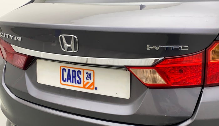 2018 Honda City 1.5L I-VTE V CVT, Petrol, Automatic, 61,775 km, Dicky (Boot door) - Slightly dented