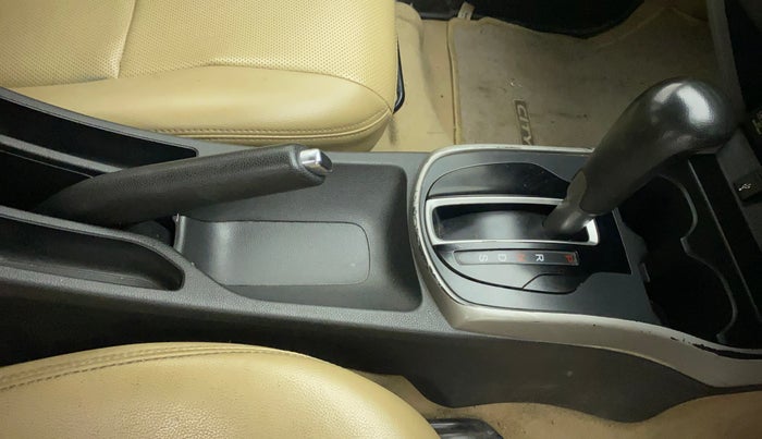 2018 Honda City 1.5L I-VTE V CVT, Petrol, Automatic, 61,775 km, Gear Lever