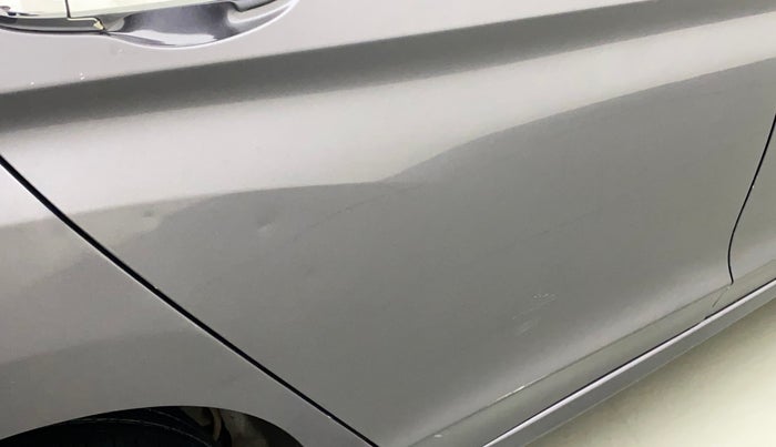 2018 Honda City 1.5L I-VTE V CVT, Petrol, Automatic, 61,775 km, Right rear door - Minor scratches