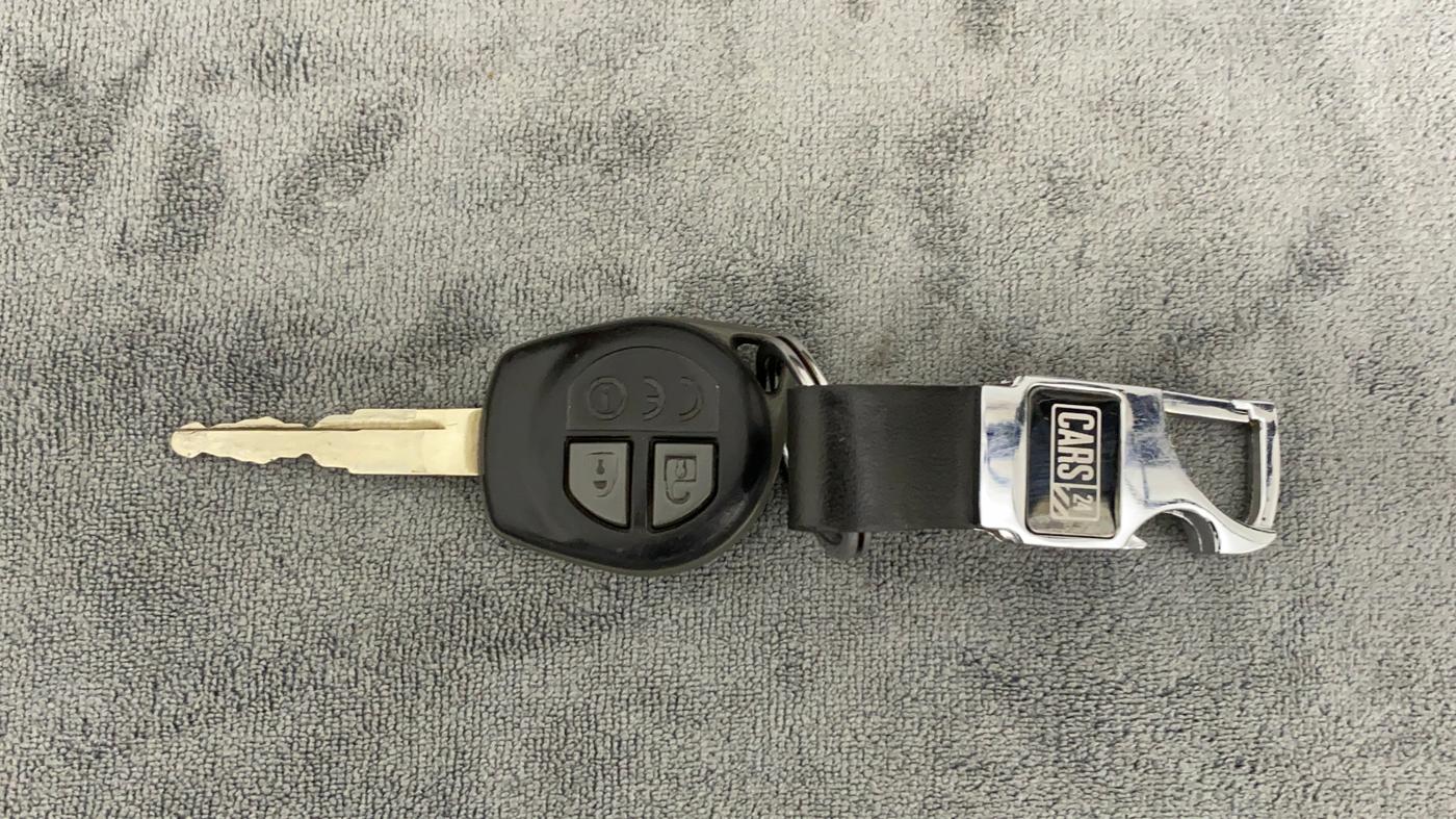 2017 Maruti Dzire VXI AMT, Petrol, Automatic, 73,089 km, Key Close Up