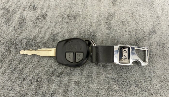 2017 Maruti Dzire VXI AMT, Petrol, Automatic, 73,089 km, Key Close Up