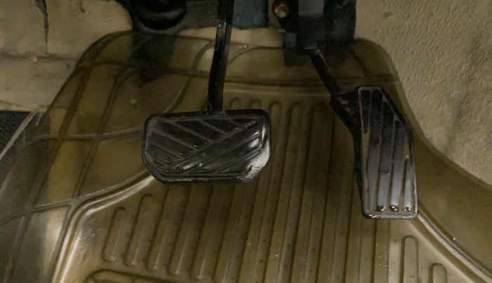 2017 Maruti Dzire VXI AMT, Petrol, Automatic, 73,089 km, Pedals