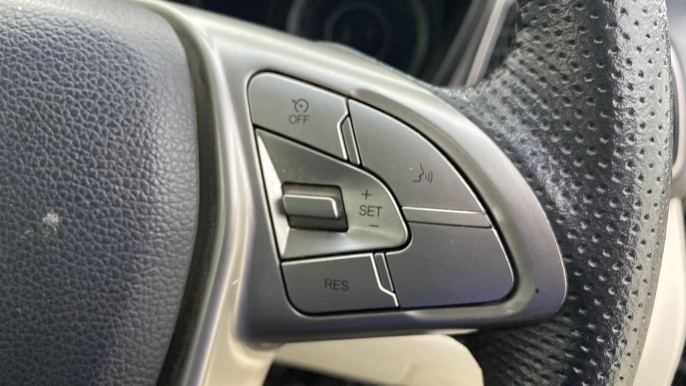 2023 Mahindra XUV300 W8 1.5 DIESEL, Diesel, Manual, 24,456 km, Adaptive Cruise Control