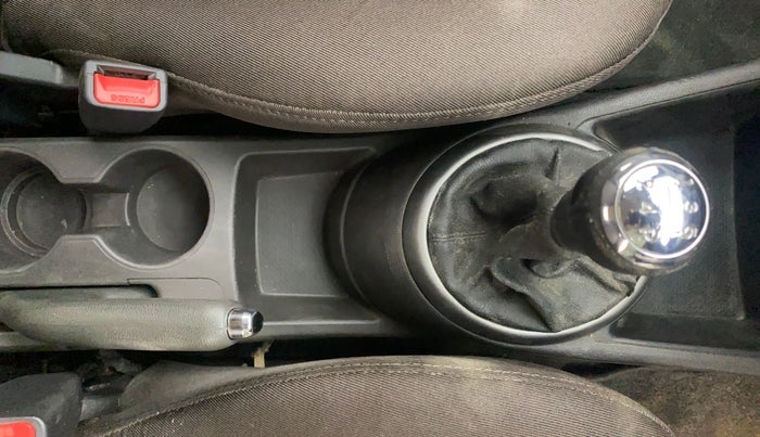 2014 Hyundai i20 SPORTZ 1.2, Petrol, Manual, 1,27,126 km, Gear Lever