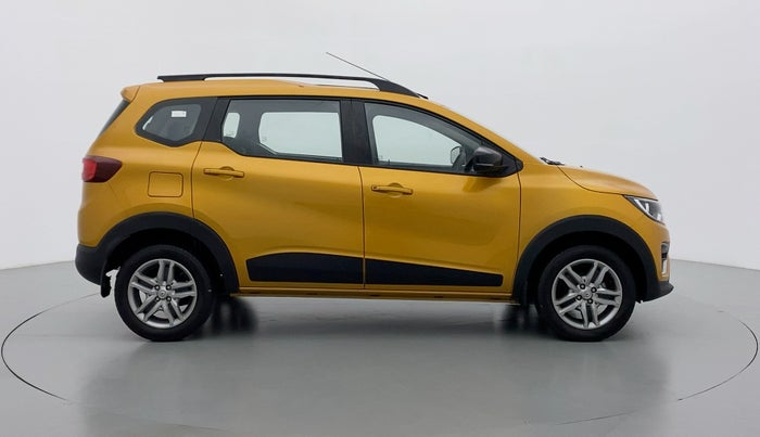 2021 Renault TRIBER 1.0 RXZ, Petrol, Manual, 5,595 km, Right Side View