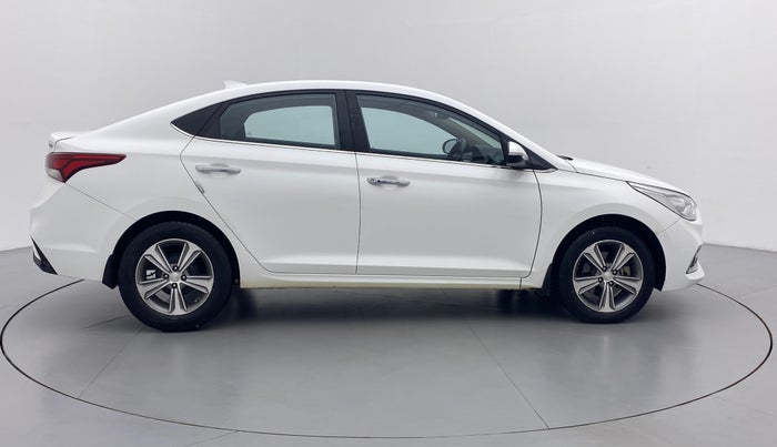 2019 Hyundai Verna 1.6 SX (O) CRDI MT, Diesel, Manual, 87,943 km, Right Side View