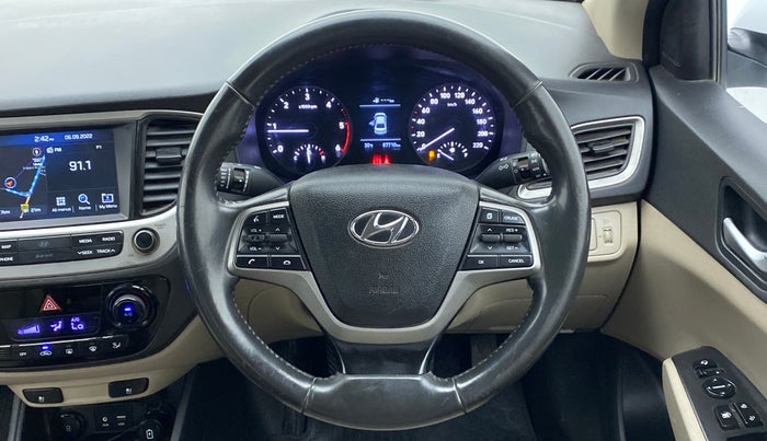 2019 Hyundai Verna 1.6 SX (O) CRDI MT, Diesel, Manual, 87,943 km, Steering Wheel Close Up