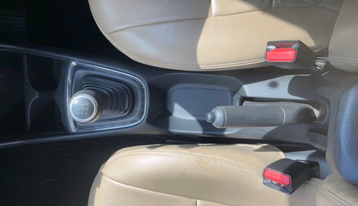 2019 Honda Amaze 1.2L I-VTEC S, Petrol, Manual, 47,492 km, Gear Lever