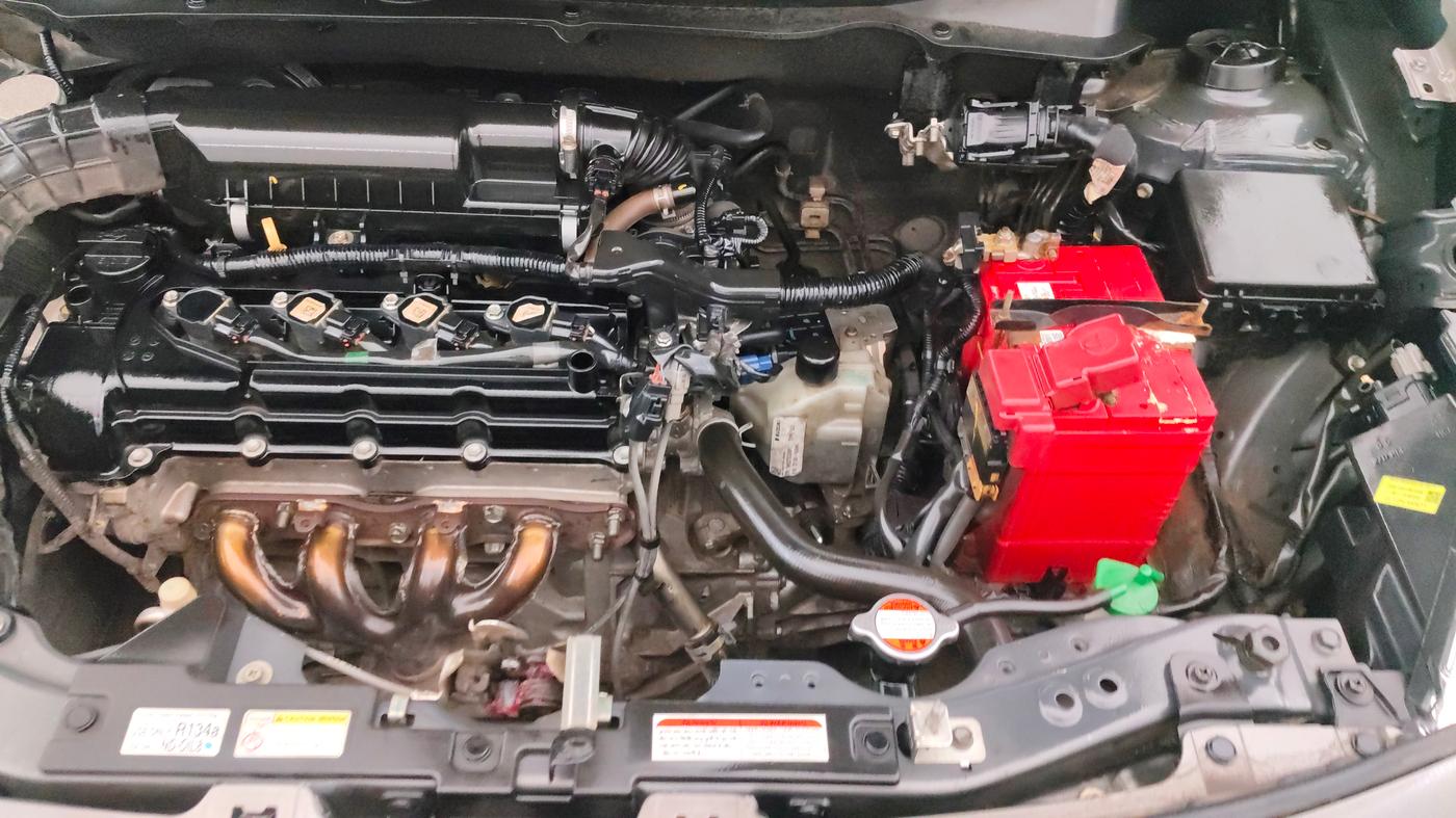 2019 Maruti Dzire VXI AMT, Petrol, Automatic, 77,051 km, Engine View - Left
